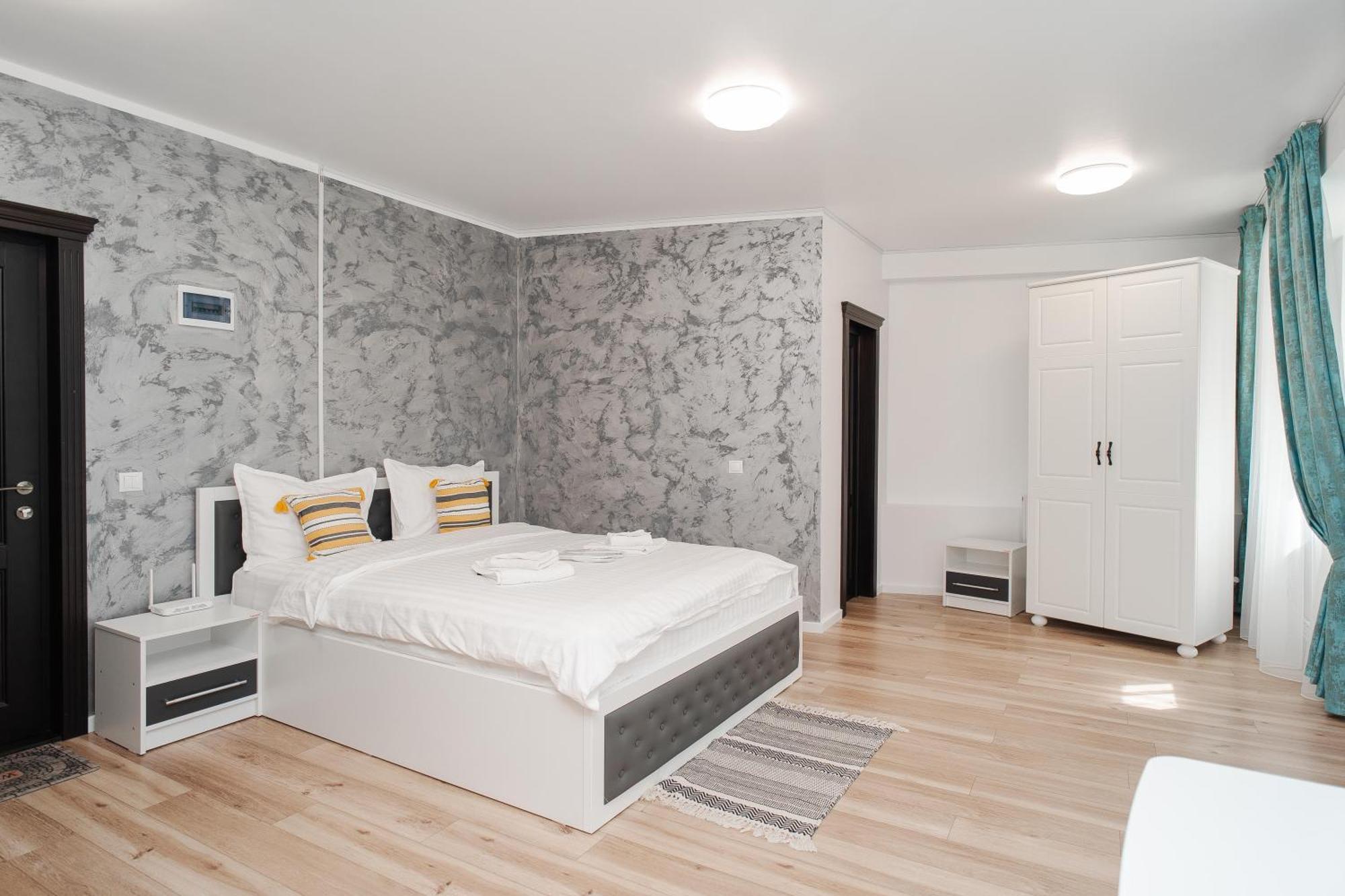 Grey Boutique Hotel Palas Iasi Bagian luar foto
